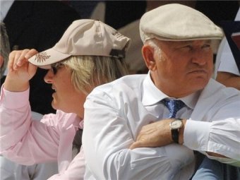 СМИ: Елена Батурина продает компанию 